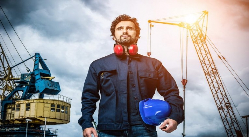 從市場(chǎng)需求看，棚原材料消耗管價(jià)格將進(jìn)入峰值弧頂區(qū)